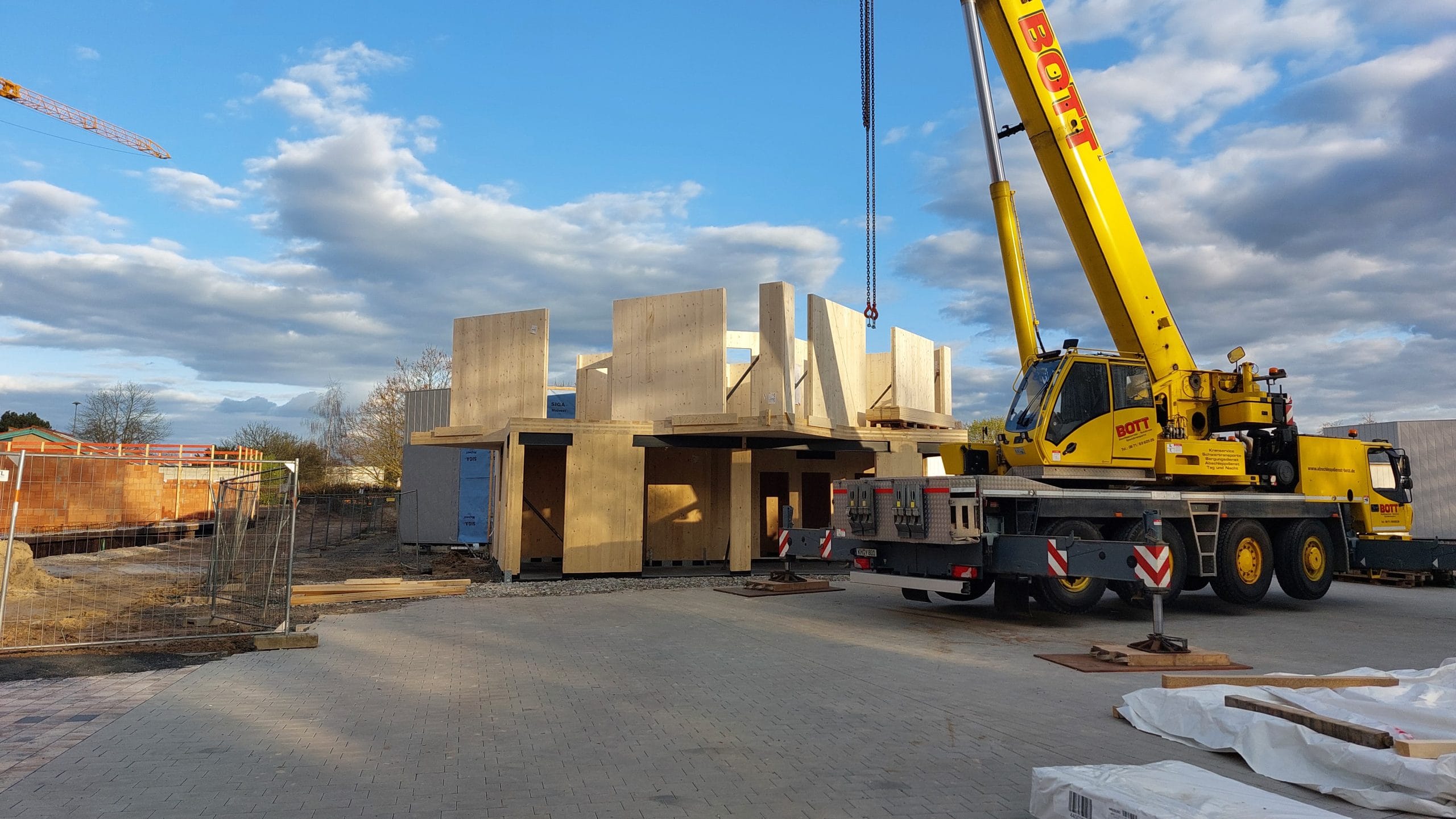 Das Frontgebäude entsteht